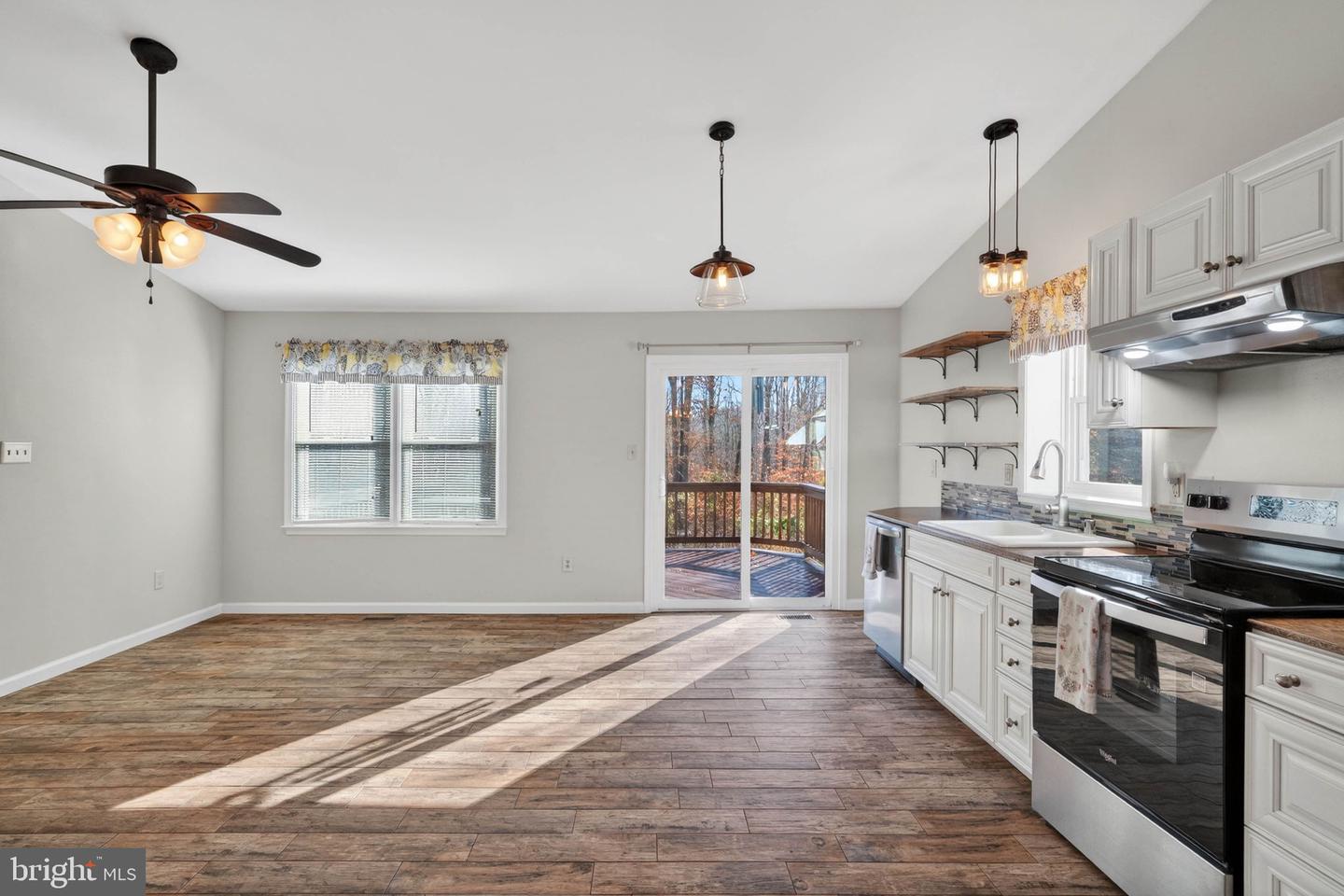 36 MACK LN, STAFFORD, Virginia 22556, 4 Bedrooms Bedrooms, 12 Rooms Rooms,2 BathroomsBathrooms,Residential,For sale,36 MACK LN,VAST2044530 MLS # VAST2044530