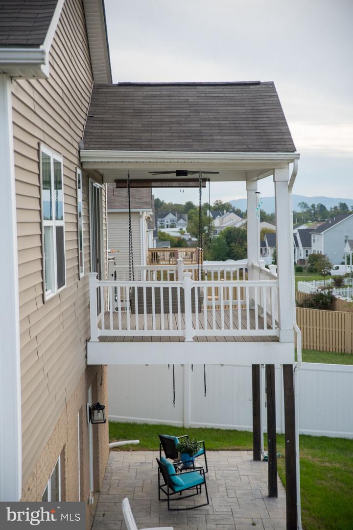 147 WESTCHESTER DR, STEPHENS CITY, Virginia 22655, 5 Bedrooms Bedrooms, ,3 BathroomsBathrooms,Residential,For sale,147 WESTCHESTER DR,VAFV2038294 MLS # VAFV2038294