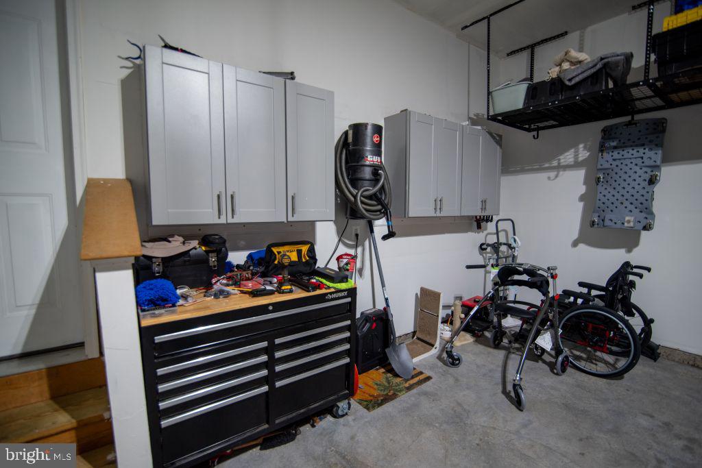 147 WESTCHESTER DR, STEPHENS CITY, Virginia 22655, 5 Bedrooms Bedrooms, ,3 BathroomsBathrooms,Residential,For sale,147 WESTCHESTER DR,VAFV2038294 MLS # VAFV2038294