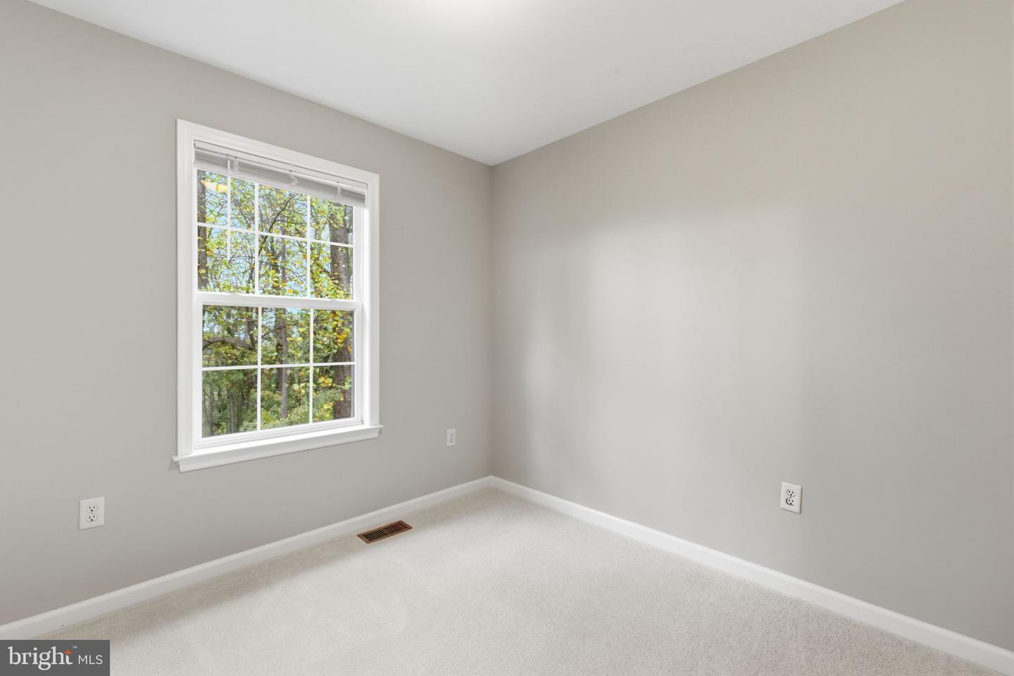 139 WAMBACH CT, FRONT ROYAL, Virginia 22630, 3 Bedrooms Bedrooms, 8 Rooms Rooms,2 BathroomsBathrooms,Residential,For sale,139 WAMBACH CT,VAWR2012876 MLS # VAWR2012876