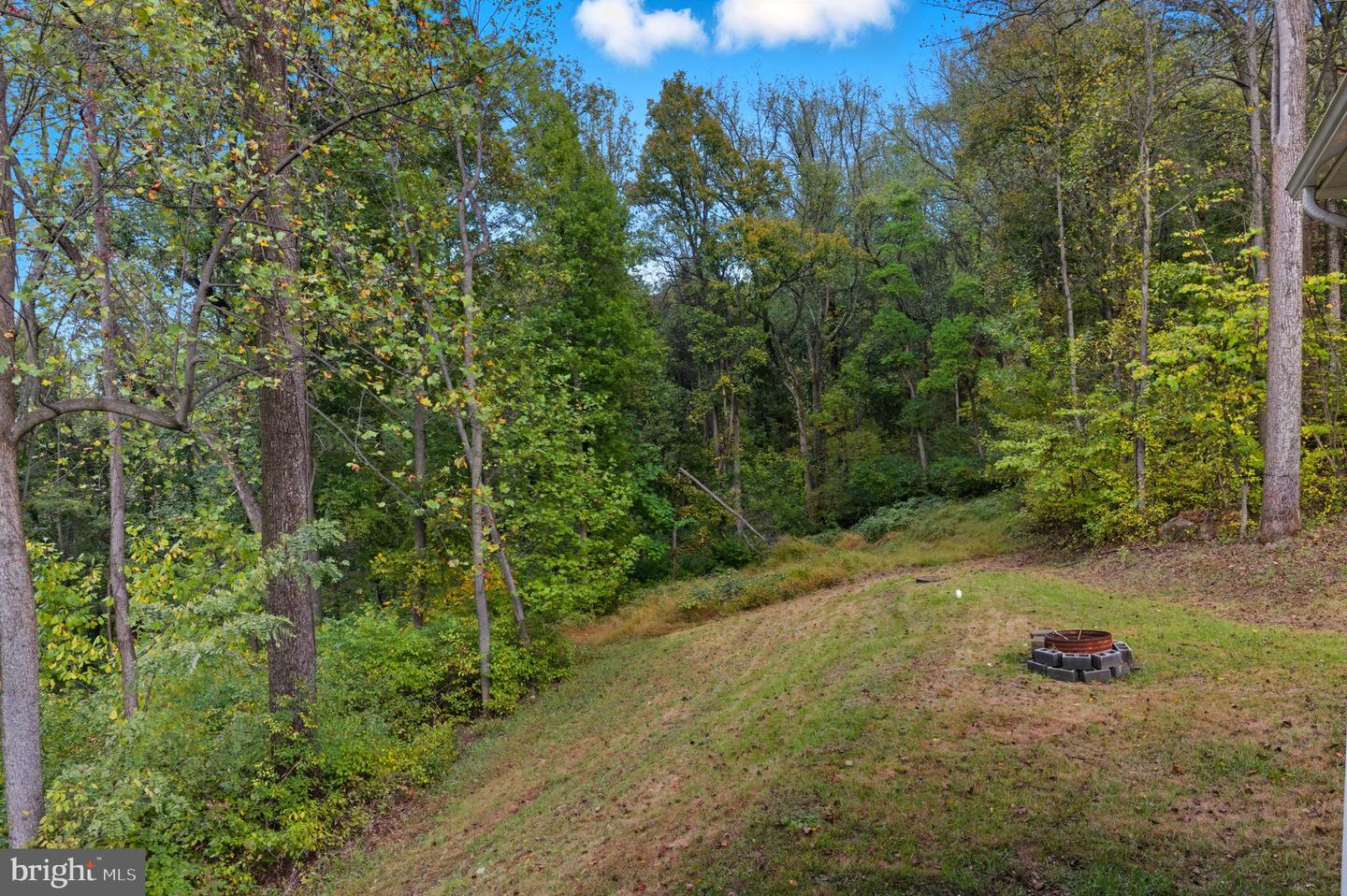 139 WAMBACH CT, FRONT ROYAL, Virginia 22630, 3 Bedrooms Bedrooms, 8 Rooms Rooms,2 BathroomsBathrooms,Residential,For sale,139 WAMBACH CT,VAWR2012876 MLS # VAWR2012876