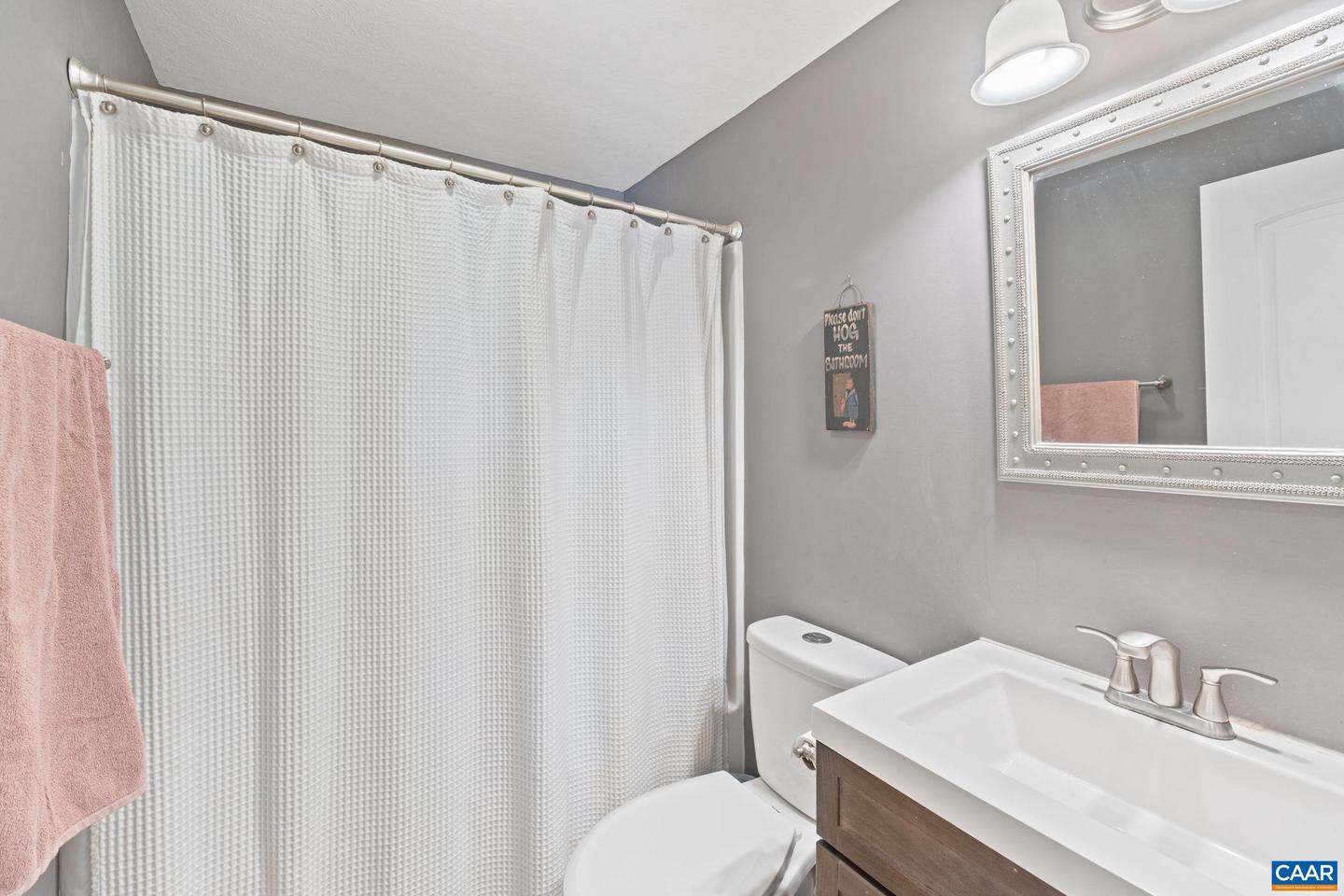 504 NEWTOWN RD, GREENWOOD, Virginia 22943, 3 Bedrooms Bedrooms, ,2 BathroomsBathrooms,Residential,For sale,504 NEWTOWN RD,671579 MLS # 671579 504 NEWTOWN RD, GREENWOOD, Virginia 22943, 3 Bedrooms Bedrooms, ,2 BathroomsBathrooms,Residential,For sale,504 NEWTOWN RD,671579 MLS # 671579