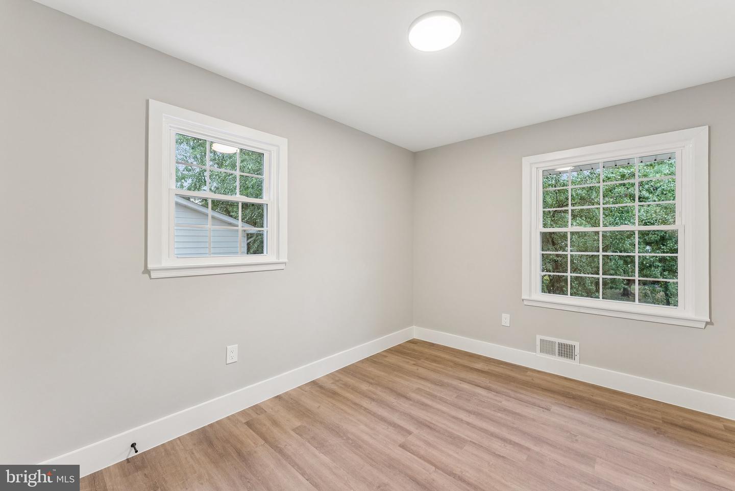 2308 CREEK DR, ALEXANDRIA, Virginia 22308, 5 Bedrooms Bedrooms, ,3 BathroomsBathrooms,Residential,For sale,2308 CREEK DR,VAFX2281350 MLS # VAFX2281350 2308 CREEK DR, ALEXANDRIA, Virginia 22308, 5 Bedrooms Bedrooms, ,3 BathroomsBathrooms,Residential,For sale,2308 CREEK DR,VAFX2281350 MLS # VAFX2281350