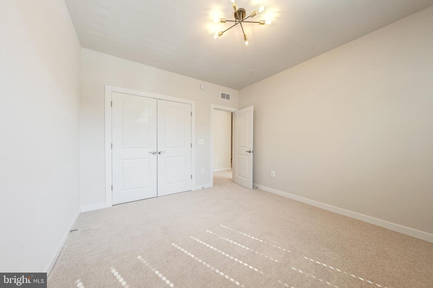 13504 INNOVATION STATION LOOP #2A, HERNDON, Virginia 20171, 3 Bedrooms Bedrooms, ,2 BathroomsBathrooms,Residential,For sale,13504 INNOVATION STATION LOOP #2A,VAFX2281354 MLS # VAFX2281354