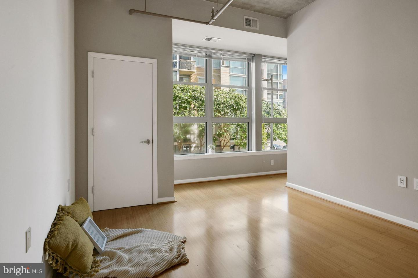 1300 N ST NW #218, WASHINGTON, District Of Columbia 20005, 1 Bedroom Bedrooms, 2 Rooms Rooms,1 BathroomBathrooms,Residential,For sale,1300 N ST NW #218,DCDC2233720 MLS # DCDC2233720 1300 N ST NW #218, WASHINGTON, District Of Columbia 20005, 1 Bedroom Bedrooms, 2 Rooms Rooms,1 BathroomBathrooms,Residential,For sale,1300 N ST NW #218,DCDC2233720 MLS # DCDC2233720