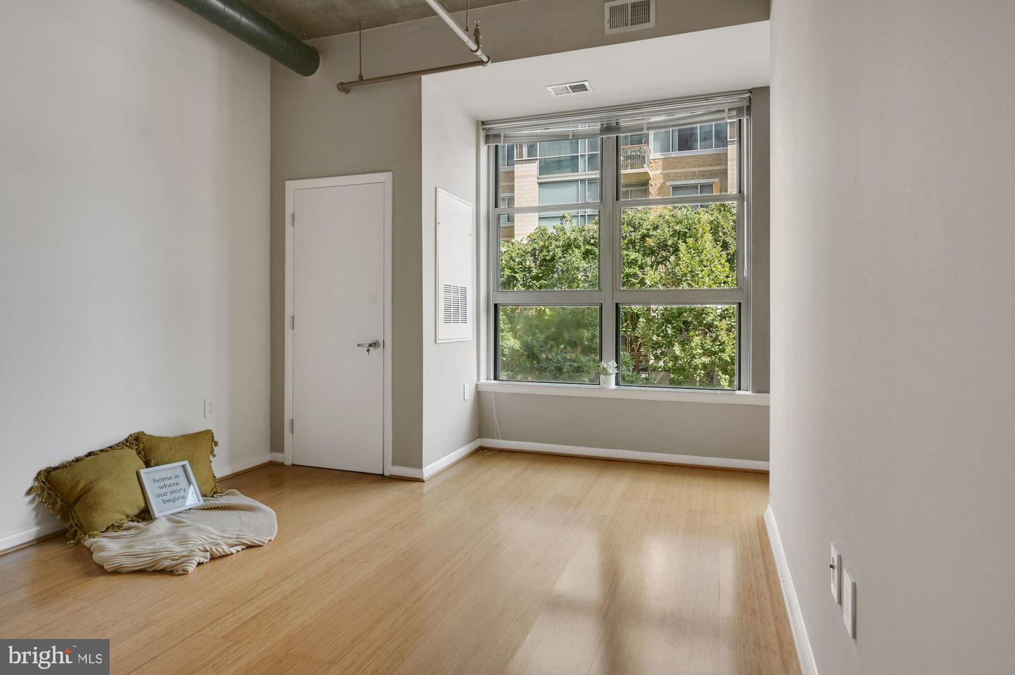 1300 N ST NW #218, WASHINGTON, District Of Columbia 20005, 1 Bedroom Bedrooms, 2 Rooms Rooms,1 BathroomBathrooms,Residential,For sale,1300 N ST NW #218,DCDC2233720 MLS # DCDC2233720 1300 N ST NW #218, WASHINGTON, District Of Columbia 20005, 1 Bedroom Bedrooms, 2 Rooms Rooms,1 BathroomBathrooms,Residential,For sale,1300 N ST NW #218,DCDC2233720 MLS # DCDC2233720