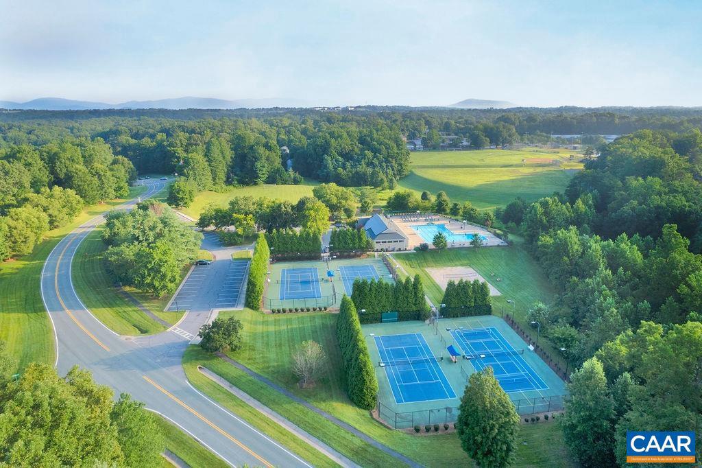 3265 GATEWAY CIR, CHARLOTTESVILLE, Virginia 22911, 3 Bedrooms Bedrooms, ,2 BathroomsBathrooms,Residential,For sale,3265 GATEWAY CIR,671589 MLS # 671589 3265 GATEWAY CIR, CHARLOTTESVILLE, Virginia 22911, 3 Bedrooms Bedrooms, ,2 BathroomsBathrooms,Residential,For sale,3265 GATEWAY CIR,671589 MLS # 671589