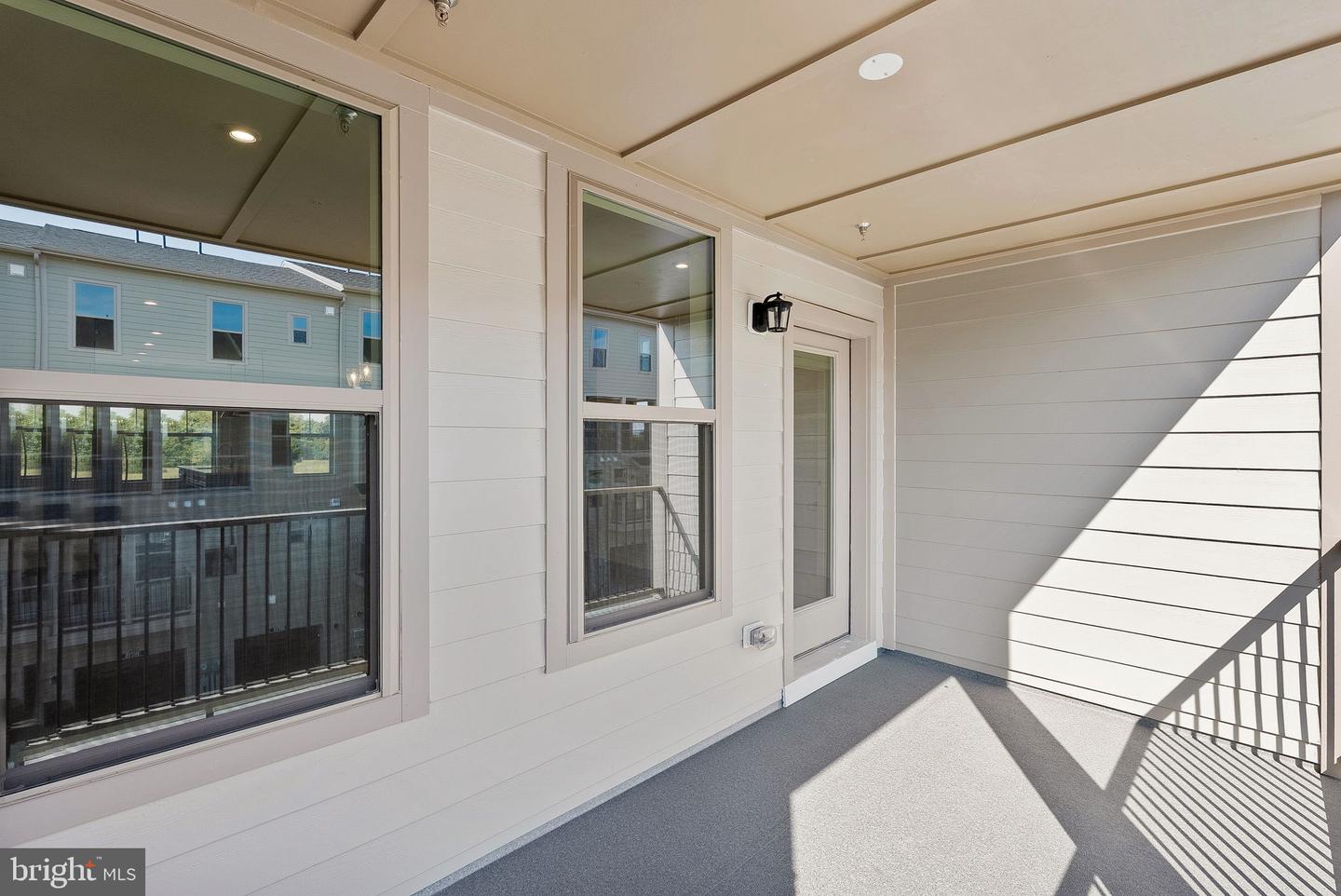 19717 MISTY MOSS SQ #1, ASHBURN, Virginia 20147, 3 Bedrooms Bedrooms, ,2 BathroomsBathrooms,Residential,For sale,19717 MISTY MOSS SQ #1,VALO2111924 MLS # VALO2111924