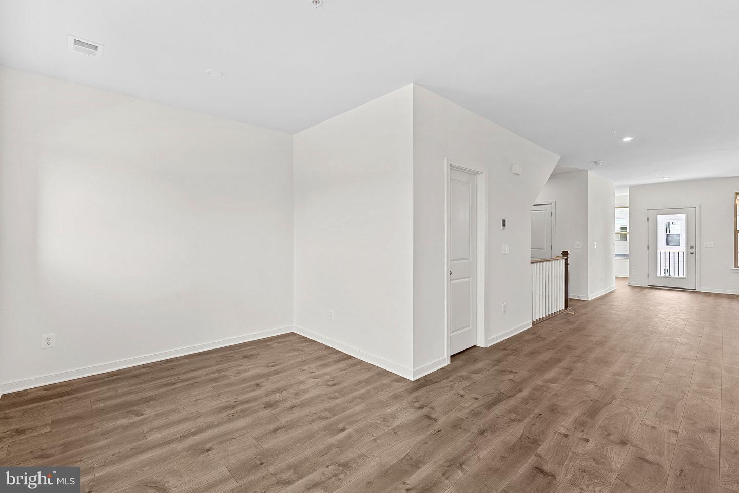 19717 MISTY MOSS SQ #1, ASHBURN, Virginia 20147, 3 Bedrooms Bedrooms, ,2 BathroomsBathrooms,Residential,For sale,19717 MISTY MOSS SQ #1,VALO2111924 MLS # VALO2111924