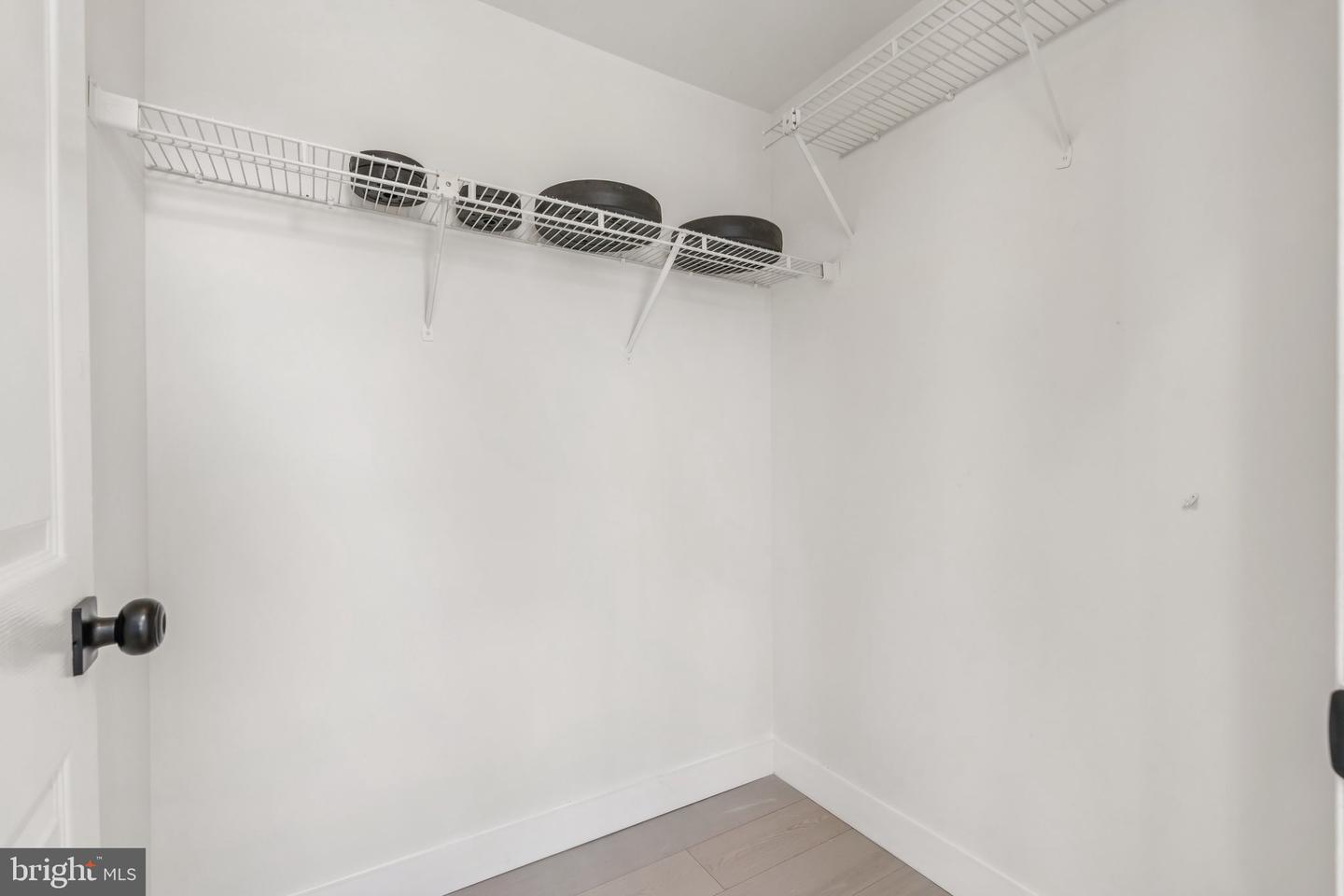 43501 POSTRAIL SQ, ASHBURN, Virginia 20147, 3 Bedrooms Bedrooms, 6 Rooms Rooms,2 BathroomsBathrooms,Residential,For sale,43501 POSTRAIL SQ,VALO2111936 MLS # VALO2111936