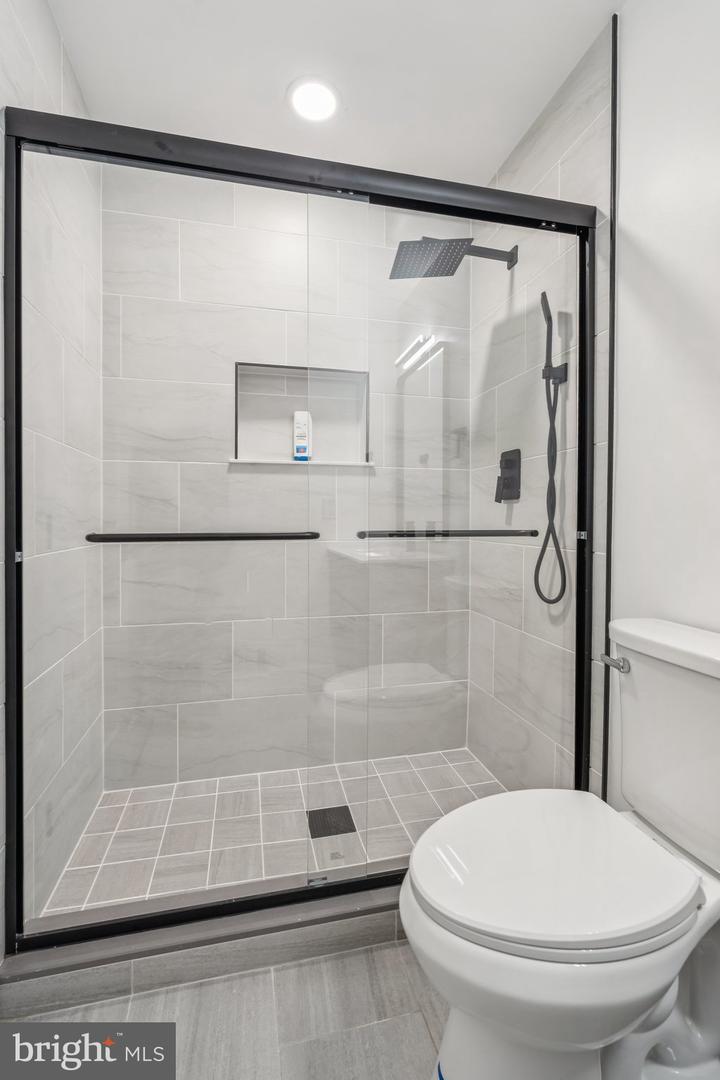 43501 POSTRAIL SQ, ASHBURN, Virginia 20147, 3 Bedrooms Bedrooms, 6 Rooms Rooms,2 BathroomsBathrooms,Residential,For sale,43501 POSTRAIL SQ,VALO2111936 MLS # VALO2111936