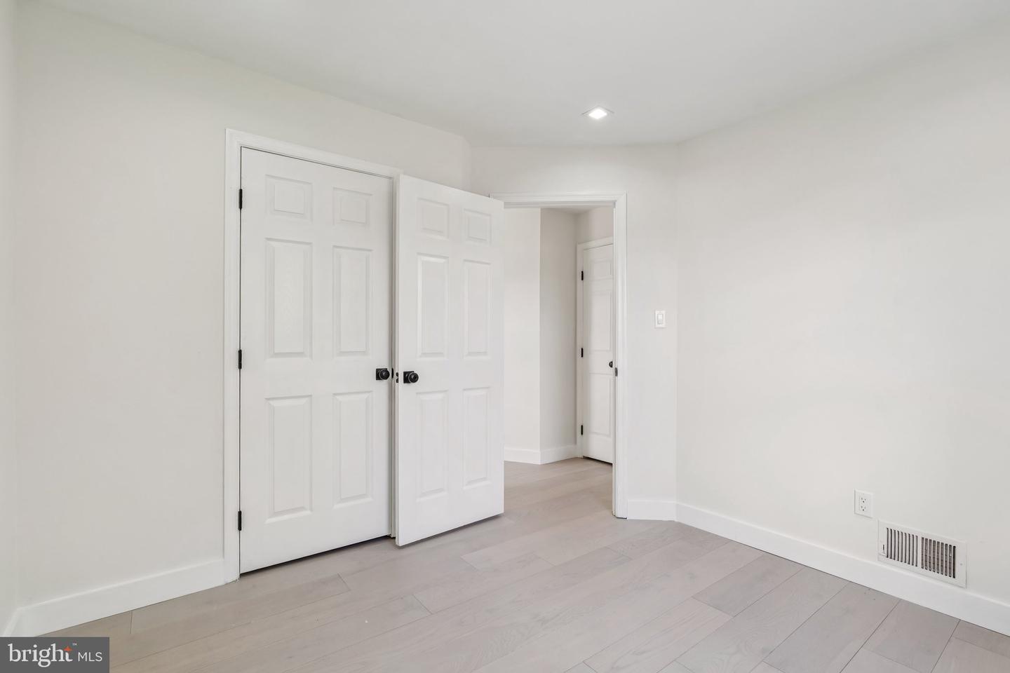 43501 POSTRAIL SQ, ASHBURN, Virginia 20147, 3 Bedrooms Bedrooms, 6 Rooms Rooms,2 BathroomsBathrooms,Residential,For sale,43501 POSTRAIL SQ,VALO2111936 MLS # VALO2111936