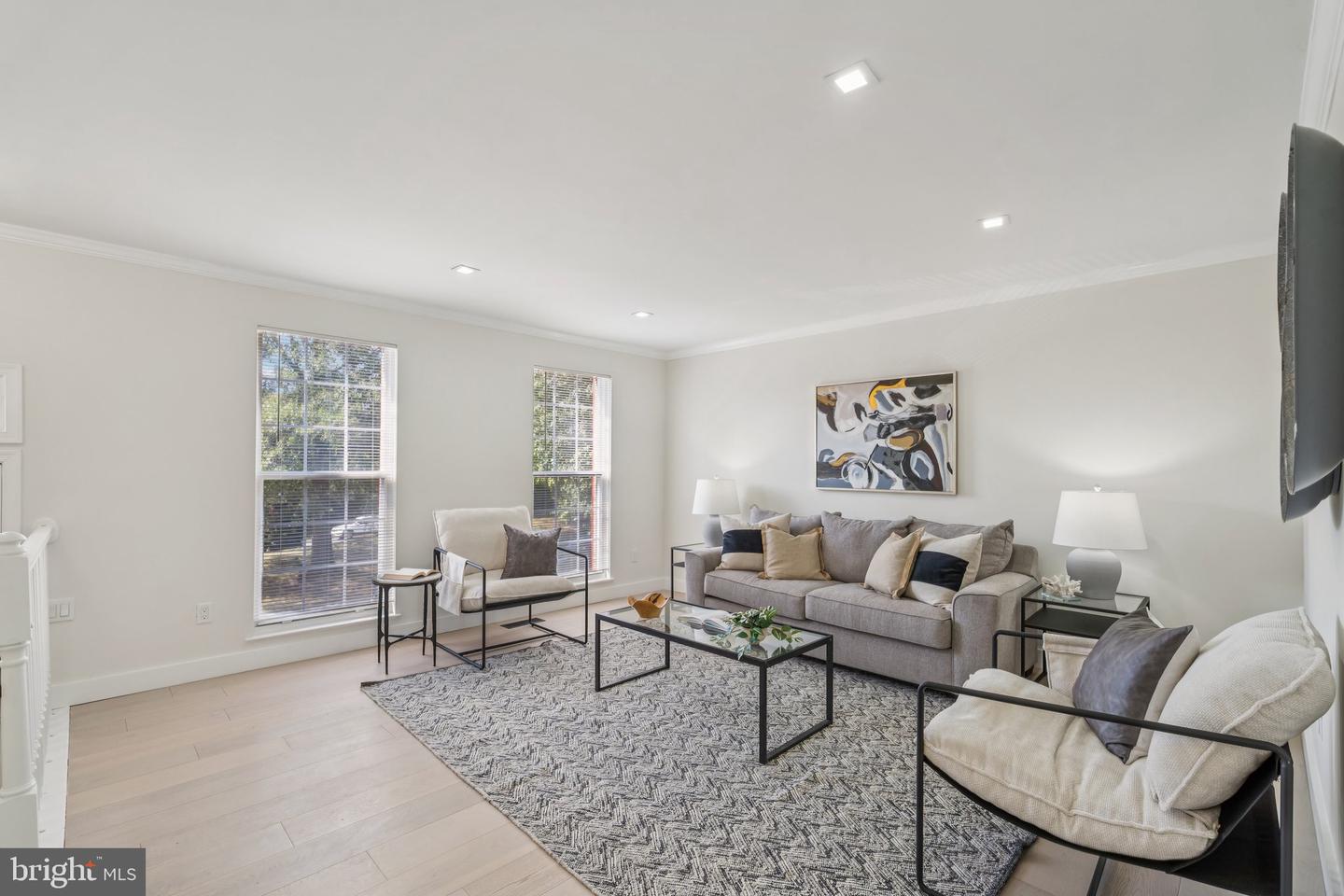 43501 POSTRAIL SQ, ASHBURN, Virginia 20147, 3 Bedrooms Bedrooms, 6 Rooms Rooms,2 BathroomsBathrooms,Residential,For sale,43501 POSTRAIL SQ,VALO2111936 MLS # VALO2111936