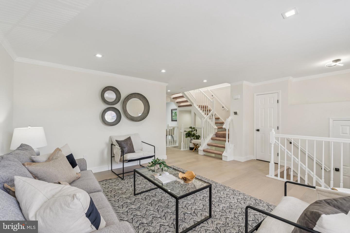 43501 POSTRAIL SQ, ASHBURN, Virginia 20147, 3 Bedrooms Bedrooms, 6 Rooms Rooms,2 BathroomsBathrooms,Residential,For sale,43501 POSTRAIL SQ,VALO2111936 MLS # VALO2111936