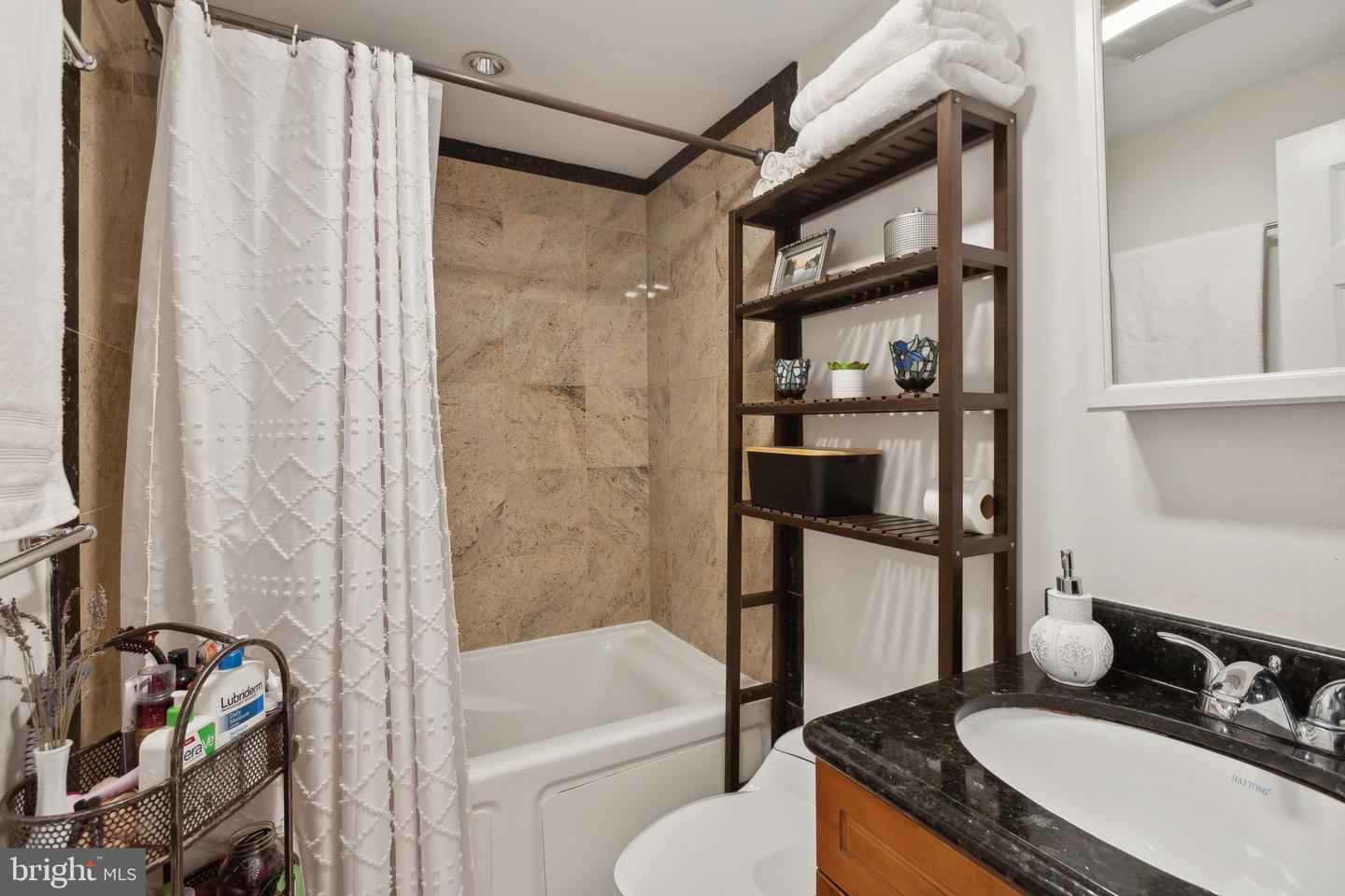 3656 NEW HAMPSHIRE AVE NW #3, WASHINGTON, District Of Columbia 20010, 1 Bedroom Bedrooms, ,1 BathroomBathrooms,Residential,For sale,3656 NEW HAMPSHIRE AVE NW #3,DCDC2233752 MLS # DCDC2233752 3656 NEW HAMPSHIRE AVE NW #3, WASHINGTON, District Of Columbia 20010, 1 Bedroom Bedrooms, ,1 BathroomBathrooms,Residential,For sale,3656 NEW HAMPSHIRE AVE NW #3,DCDC2233752 MLS # DCDC2233752