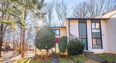 11879 BARREL COOPER CT, RESTON, Virginia 20191, 2 Bedrooms Bedrooms, ,1 BathroomBathrooms,Residential,For sale,11879 BARREL COOPER CT,VAFX2281304 MLS # VAFX2281304