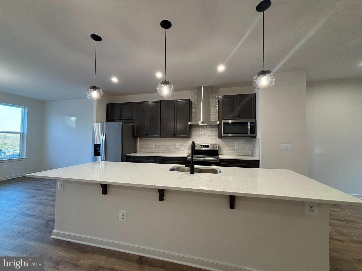 17952 ALICIA AVE #1, DUMFRIES, Virginia 22026, 3 Bedrooms Bedrooms, ,3 BathroomsBathrooms,Residential,For sale,17952 ALICIA AVE #1,VAPW2108582 MLS # VAPW2108582