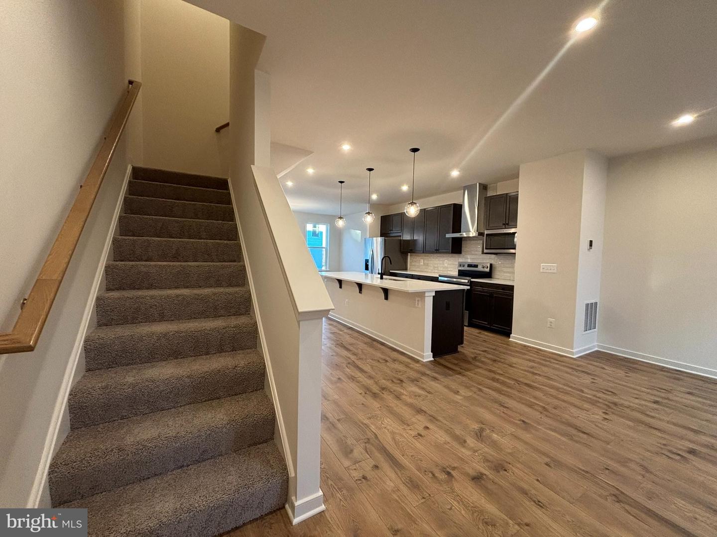 17952 ALICIA AVE #1, DUMFRIES, Virginia 22026, 3 Bedrooms Bedrooms, ,3 BathroomsBathrooms,Residential,For sale,17952 ALICIA AVE #1,VAPW2108582 MLS # VAPW2108582