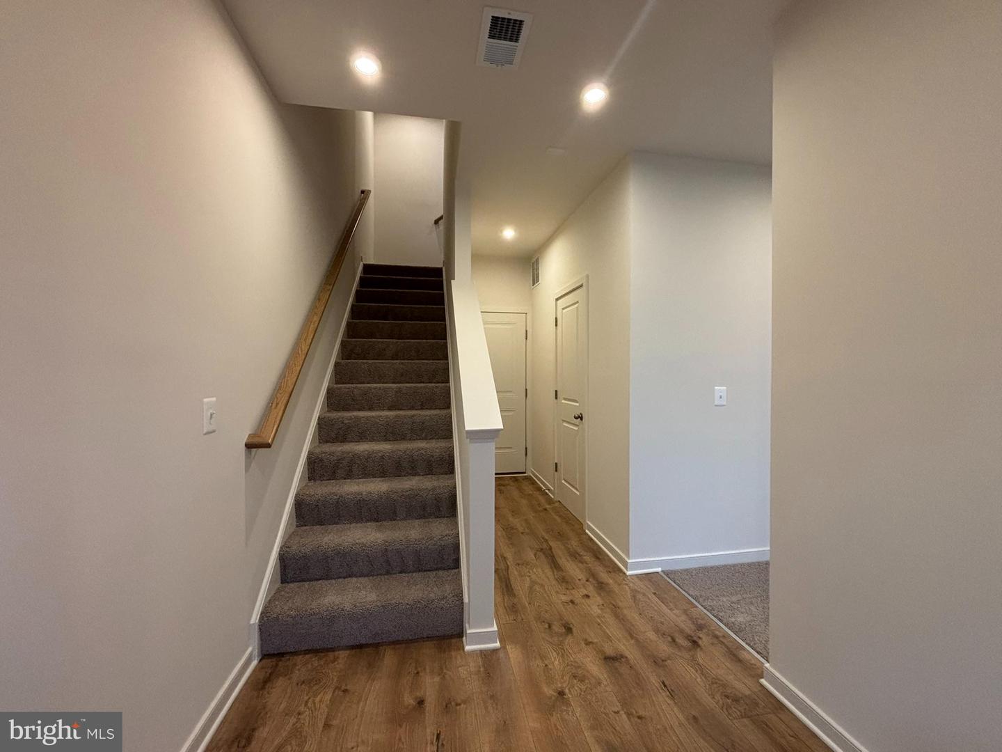 17952 ALICIA AVE #1, DUMFRIES, Virginia 22026, 3 Bedrooms Bedrooms, ,3 BathroomsBathrooms,Residential,For sale,17952 ALICIA AVE #1,VAPW2108582 MLS # VAPW2108582