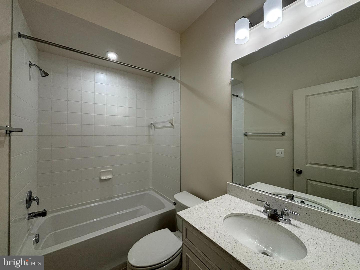 17952 ALICIA AVE #1, DUMFRIES, Virginia 22026, 3 Bedrooms Bedrooms, ,3 BathroomsBathrooms,Residential,For sale,17952 ALICIA AVE #1,VAPW2108582 MLS # VAPW2108582