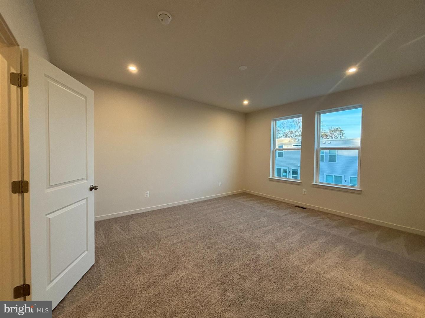 17952 ALICIA AVE #1, DUMFRIES, Virginia 22026, 3 Bedrooms Bedrooms, ,3 BathroomsBathrooms,Residential,For sale,17952 ALICIA AVE #1,VAPW2108582 MLS # VAPW2108582