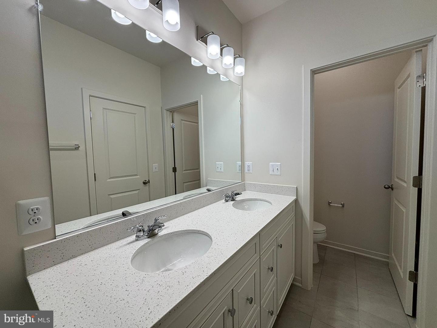 17952 ALICIA AVE #1, DUMFRIES, Virginia 22026, 3 Bedrooms Bedrooms, ,3 BathroomsBathrooms,Residential,For sale,17952 ALICIA AVE #1,VAPW2108582 MLS # VAPW2108582