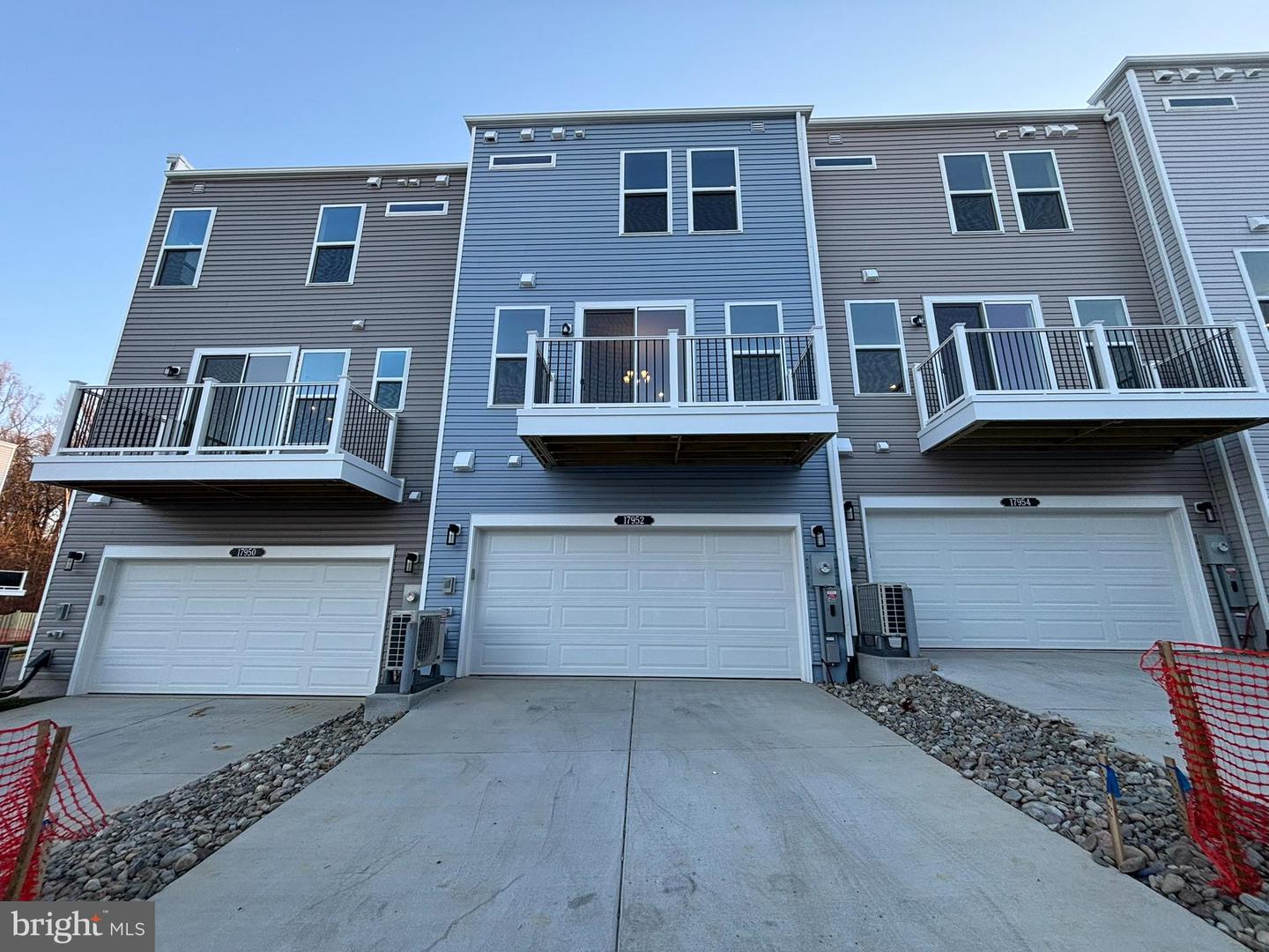 17952 ALICIA AVE #1, DUMFRIES, Virginia 22026, 3 Bedrooms Bedrooms, ,3 BathroomsBathrooms,Residential,For sale,17952 ALICIA AVE #1,VAPW2108582 MLS # VAPW2108582