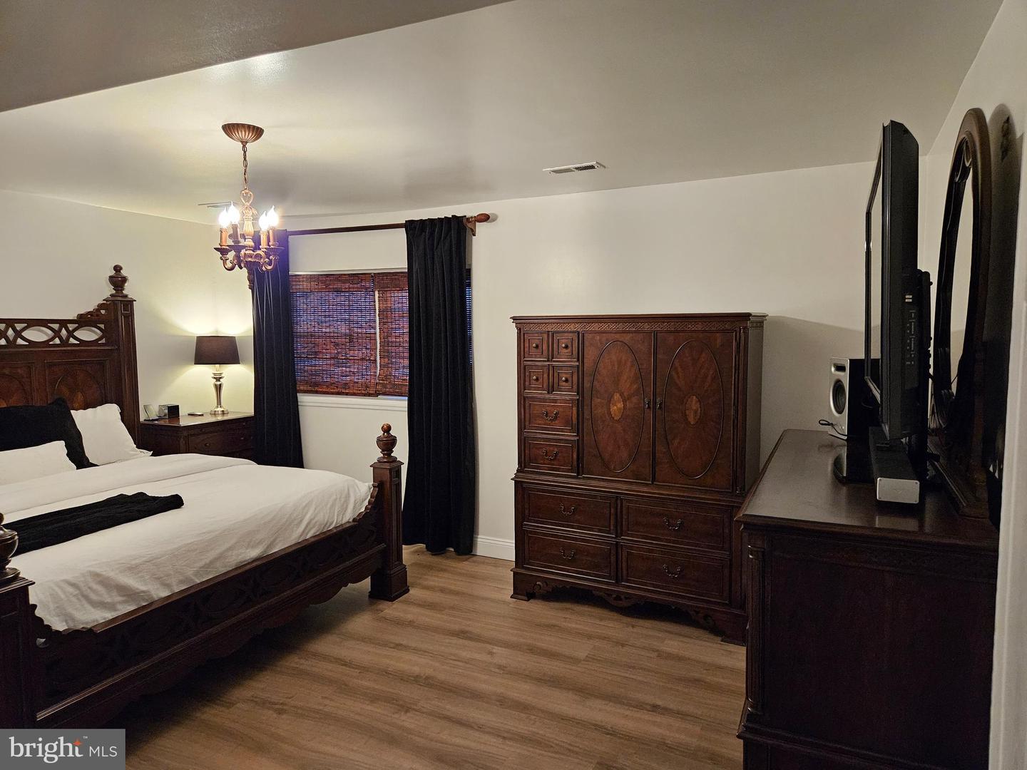 14464 LIPSCOMB HILL LN, MILFORD, Virginia 22514, 4 Bedrooms Bedrooms, 8 Rooms Rooms,3 BathroomsBathrooms,Residential,For sale,14464 LIPSCOMB HILL LN,VACV2009248 MLS # VACV2009248