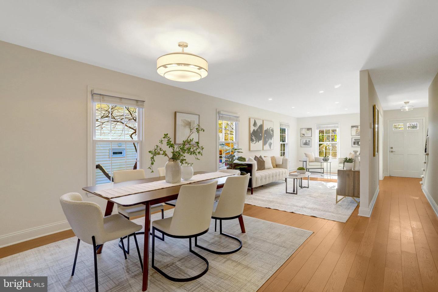 216 DUNCAN AVE, ALEXANDRIA, Virginia 22301, 3 Bedrooms Bedrooms, ,2 BathroomsBathrooms,Residential,For sale,216 DUNCAN AVE,VAAX2038774 MLS # VAAX2038774