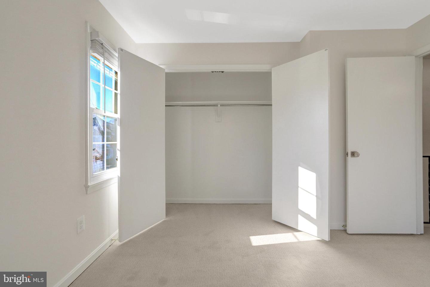 216 DUNCAN AVE, ALEXANDRIA, Virginia 22301, 3 Bedrooms Bedrooms, ,2 BathroomsBathrooms,Residential,For sale,216 DUNCAN AVE,VAAX2038774 MLS # VAAX2038774