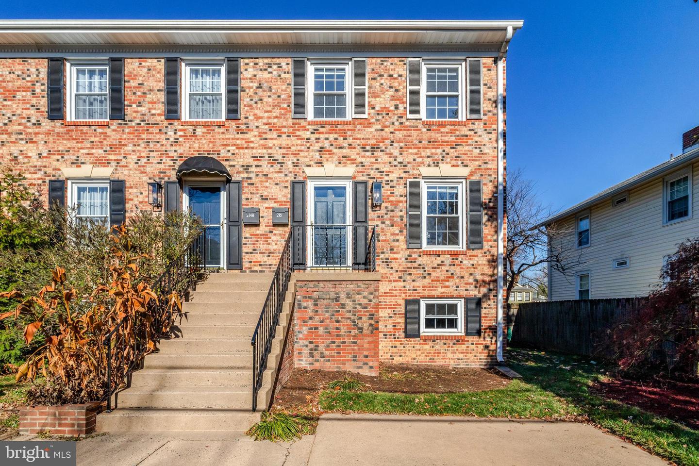 216 DUNCAN AVE, ALEXANDRIA, Virginia 22301, 3 Bedrooms Bedrooms, ,2 BathroomsBathrooms,Residential,For sale,216 DUNCAN AVE,VAAX2038774 MLS # VAAX2038774