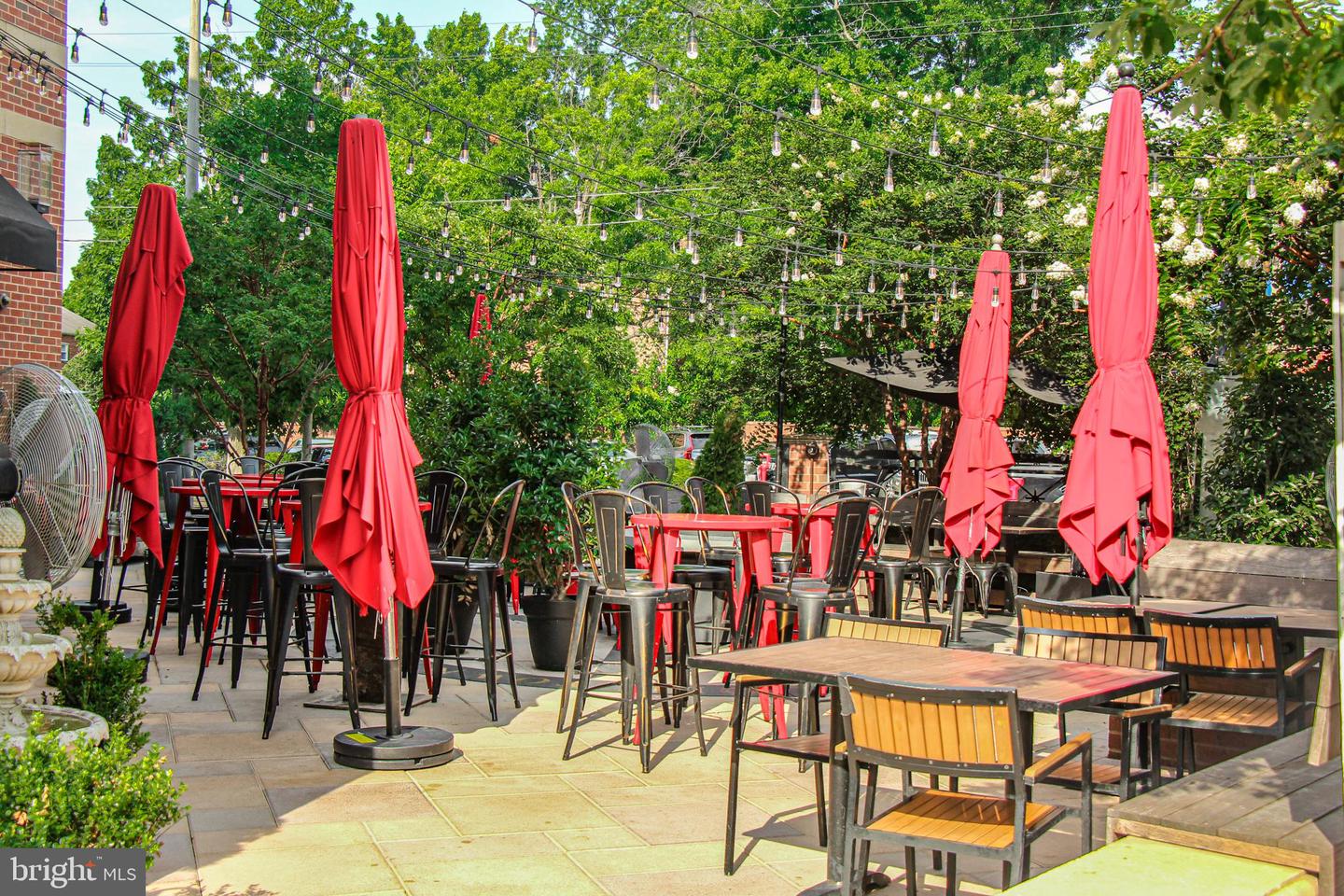 216 DUNCAN AVE, ALEXANDRIA, Virginia 22301, 3 Bedrooms Bedrooms, ,2 BathroomsBathrooms,Residential,For sale,216 DUNCAN AVE,VAAX2038774 MLS # VAAX2038774