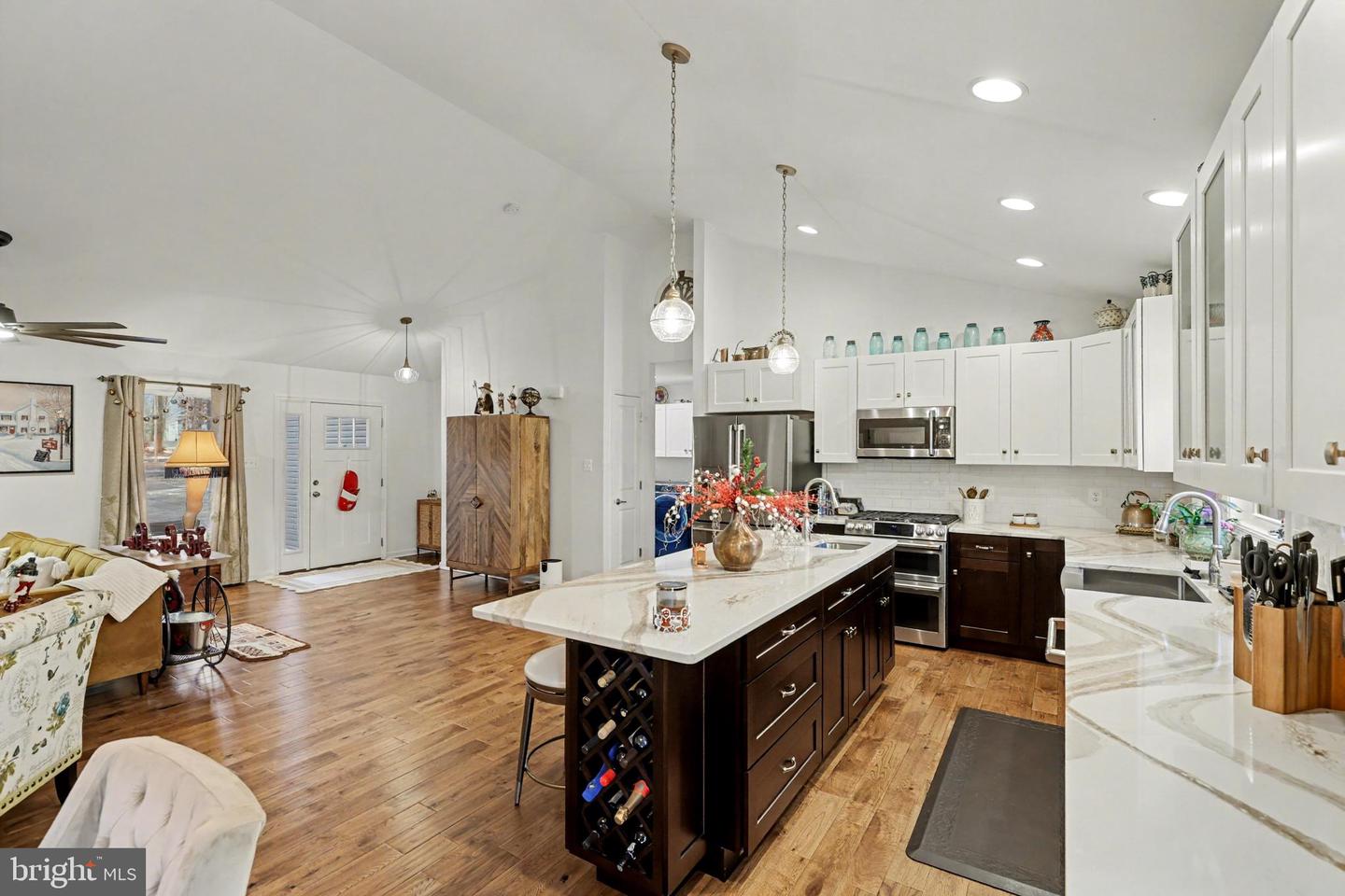 11514 LIGHT LN, SPOTSYLVANIA, Virginia 22551, 3 Bedrooms Bedrooms, ,3 BathroomsBathrooms,Residential,For sale,11514 LIGHT LN,VASP2030994 MLS # VASP2030994