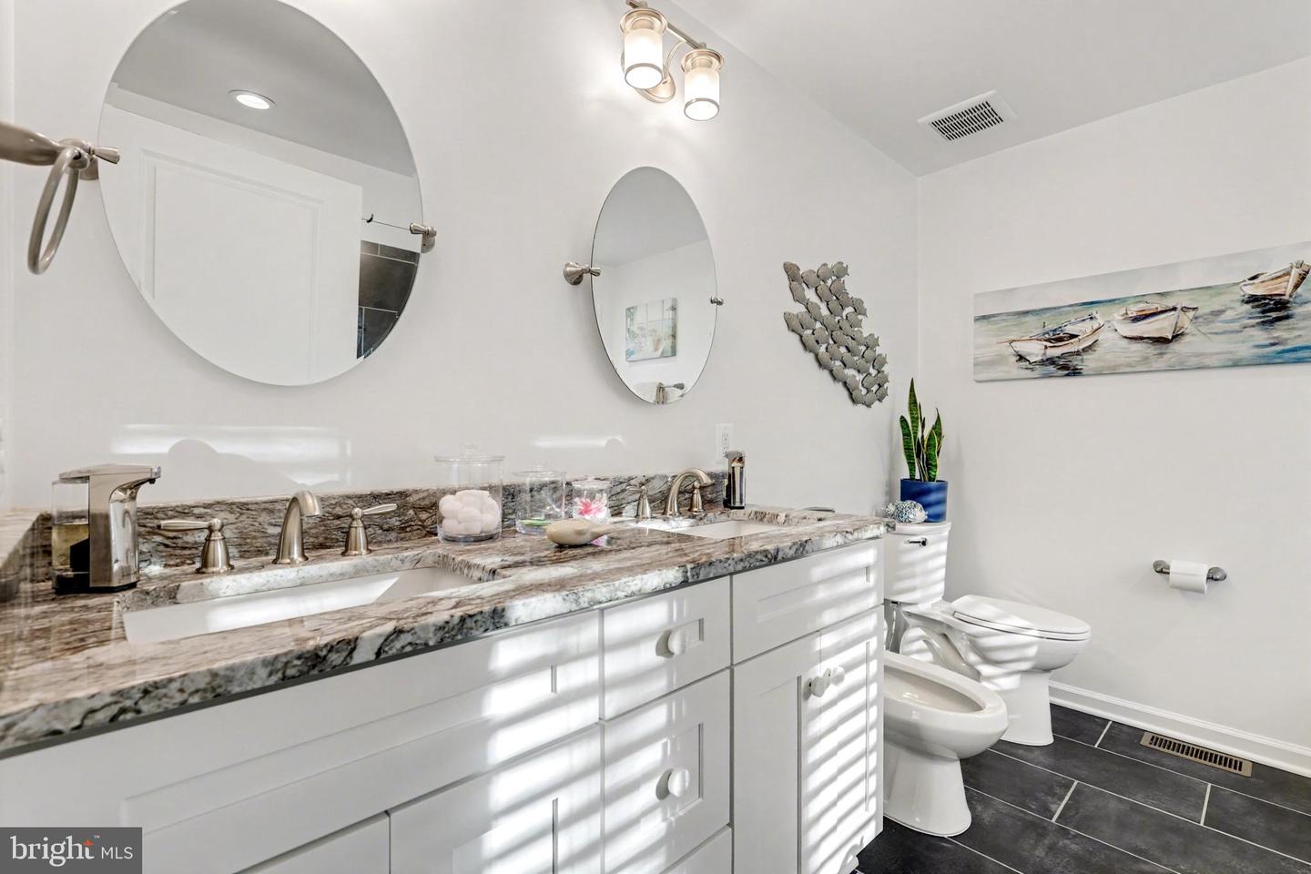 11514 LIGHT LN, SPOTSYLVANIA, Virginia 22551, 3 Bedrooms Bedrooms, ,3 BathroomsBathrooms,Residential,For sale,11514 LIGHT LN,VASP2030994 MLS # VASP2030994