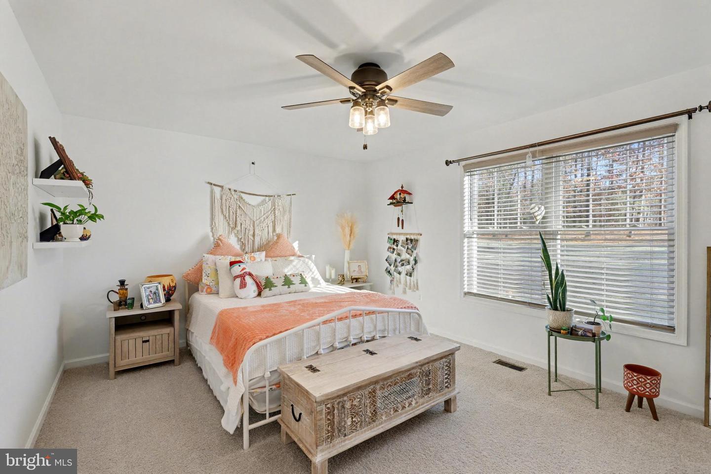 11514 LIGHT LN, SPOTSYLVANIA, Virginia 22551, 3 Bedrooms Bedrooms, ,3 BathroomsBathrooms,Residential,For sale,11514 LIGHT LN,VASP2030994 MLS # VASP2030994