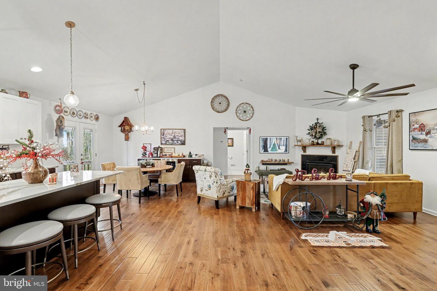 11514 LIGHT LN, SPOTSYLVANIA, Virginia 22551, 3 Bedrooms Bedrooms, ,3 BathroomsBathrooms,Residential,For sale,11514 LIGHT LN,VASP2030994 MLS # VASP2030994