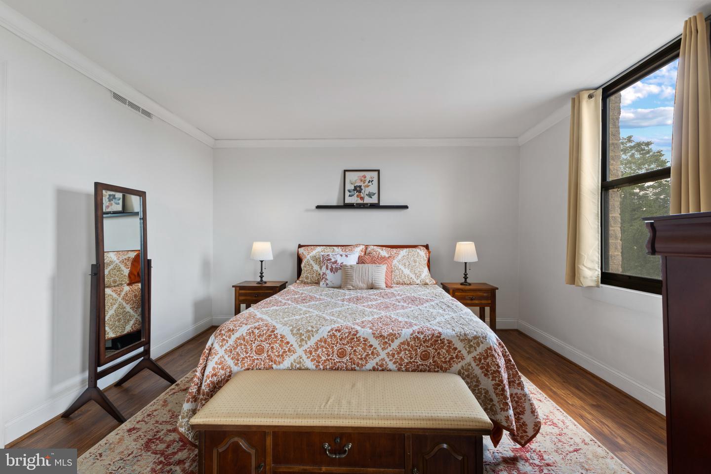 4600 DUKE ST #613, ALEXANDRIA, Virginia 22304, 2 Bedrooms Bedrooms, ,1 BathroomBathrooms,Residential,For sale,4600 DUKE ST #613,VAAX2043528 MLS # VAAX2043528