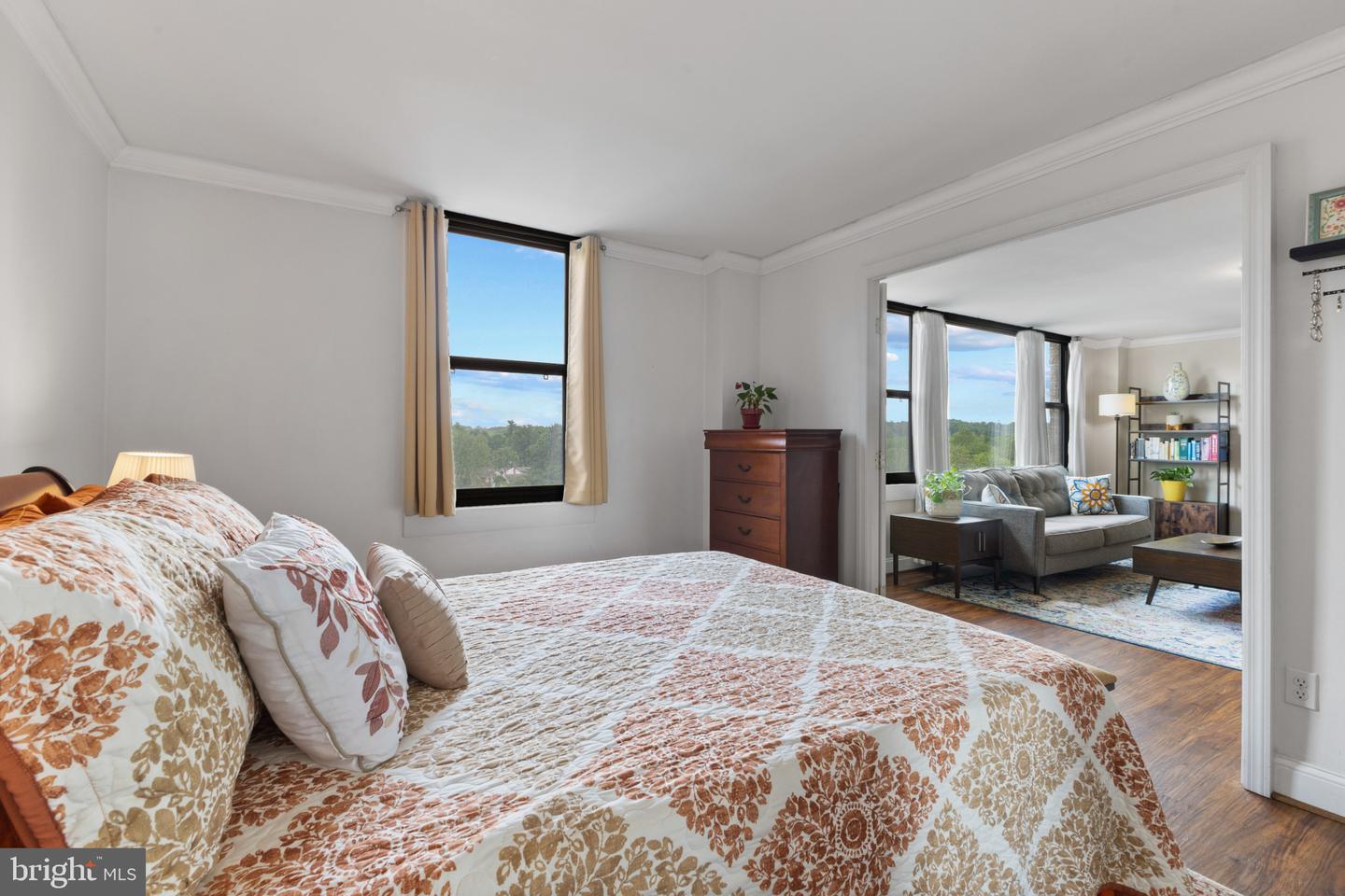 4600 DUKE ST #613, ALEXANDRIA, Virginia 22304, 2 Bedrooms Bedrooms, ,1 BathroomBathrooms,Residential,For sale,4600 DUKE ST #613,VAAX2043528 MLS # VAAX2043528