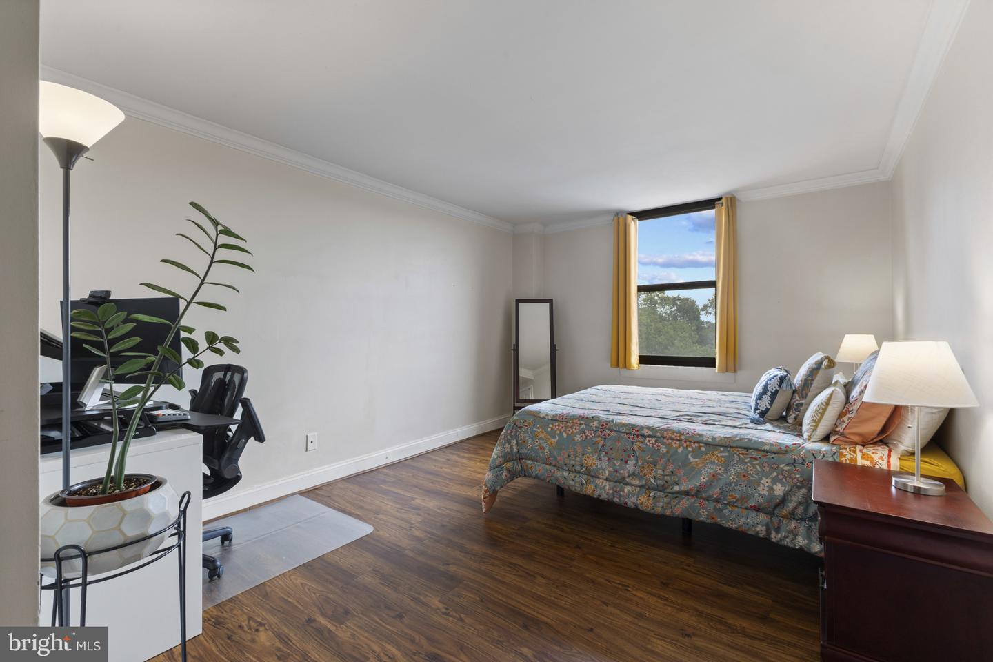 4600 DUKE ST #613, ALEXANDRIA, Virginia 22304, 2 Bedrooms Bedrooms, ,1 BathroomBathrooms,Residential,For sale,4600 DUKE ST #613,VAAX2043528 MLS # VAAX2043528