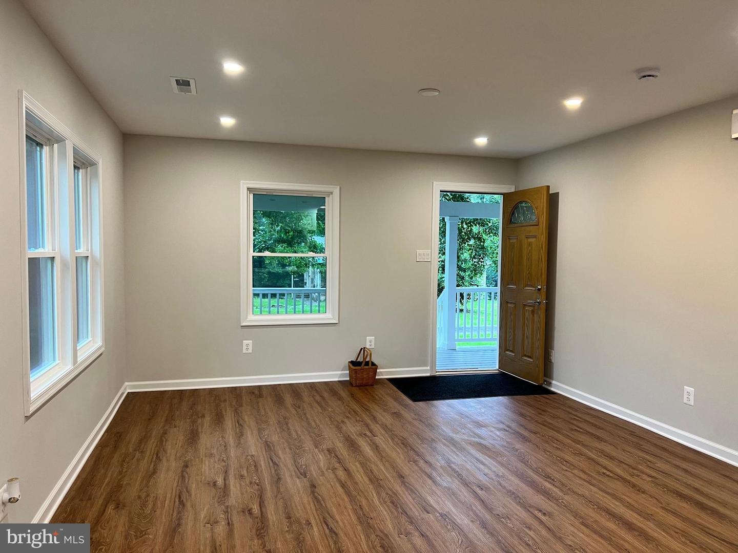 34 HORNETS NEST LN, FREDERICKSBURG, Virginia 22405, 2 Bedrooms Bedrooms, ,1 BathroomBathrooms,Residential,For sale,34 HORNETS NEST LN,VAST2039410 MLS # VAST2039410