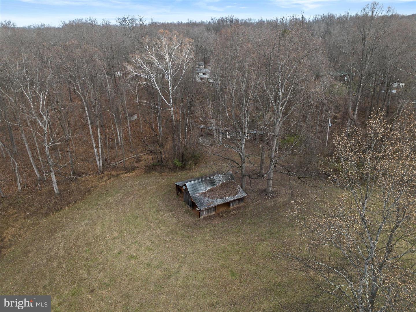 179 RIVER PARK LN, BLUEMONT, Virginia 20135, 5 Bedrooms Bedrooms, 11 Rooms Rooms,3 BathroomsBathrooms,Residential,For sale,179 RIVER PARK LN,VACL2003800 MLS # VACL2003800