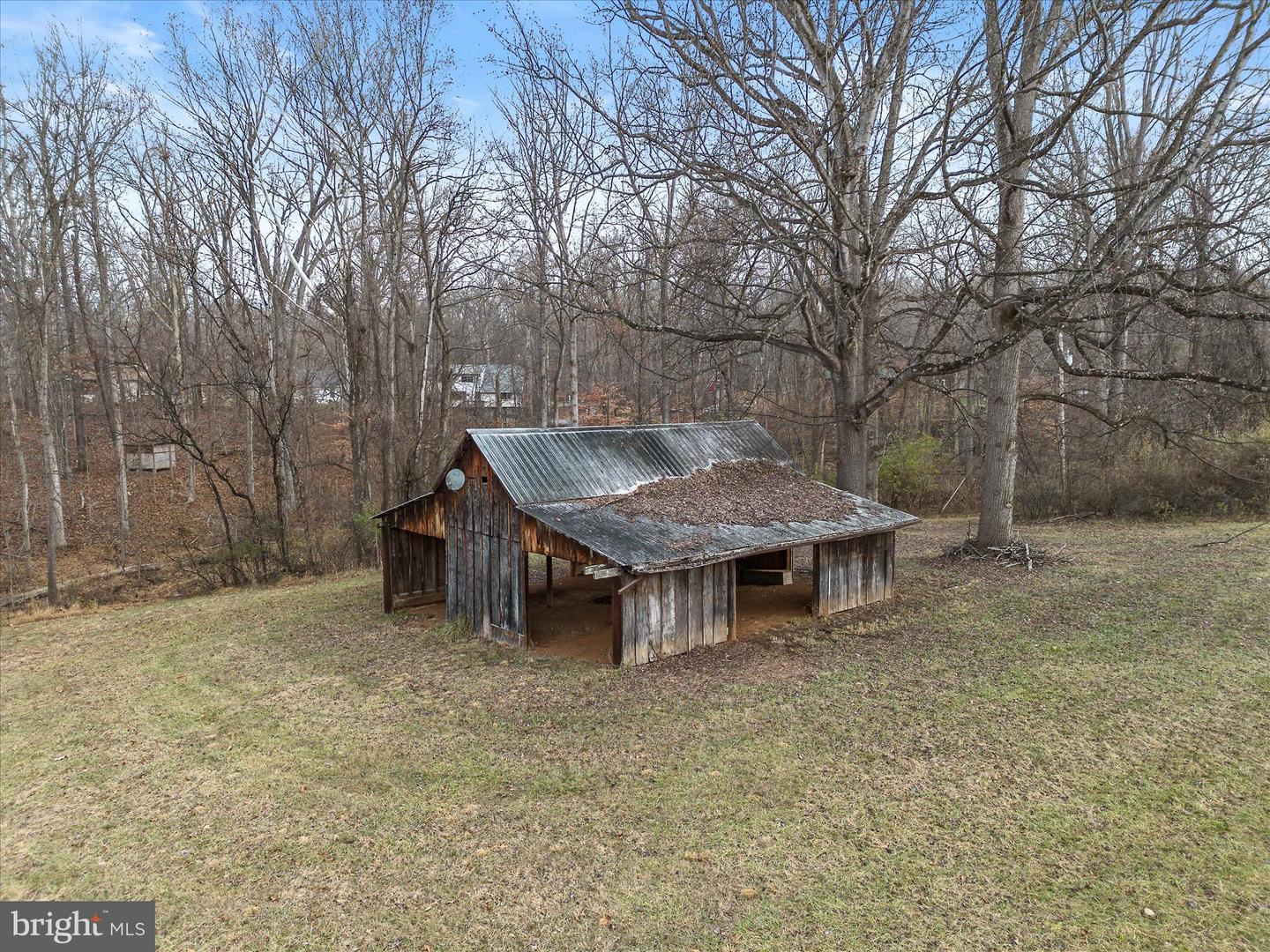 179 RIVER PARK LN, BLUEMONT, Virginia 20135, 5 Bedrooms Bedrooms, 11 Rooms Rooms,3 BathroomsBathrooms,Residential,For sale,179 RIVER PARK LN,VACL2003800 MLS # VACL2003800