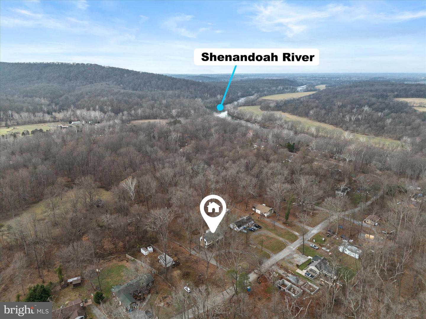 179 RIVER PARK LN, BLUEMONT, Virginia 20135, 5 Bedrooms Bedrooms, 11 Rooms Rooms,3 BathroomsBathrooms,Residential,For sale,179 RIVER PARK LN,VACL2003800 MLS # VACL2003800
