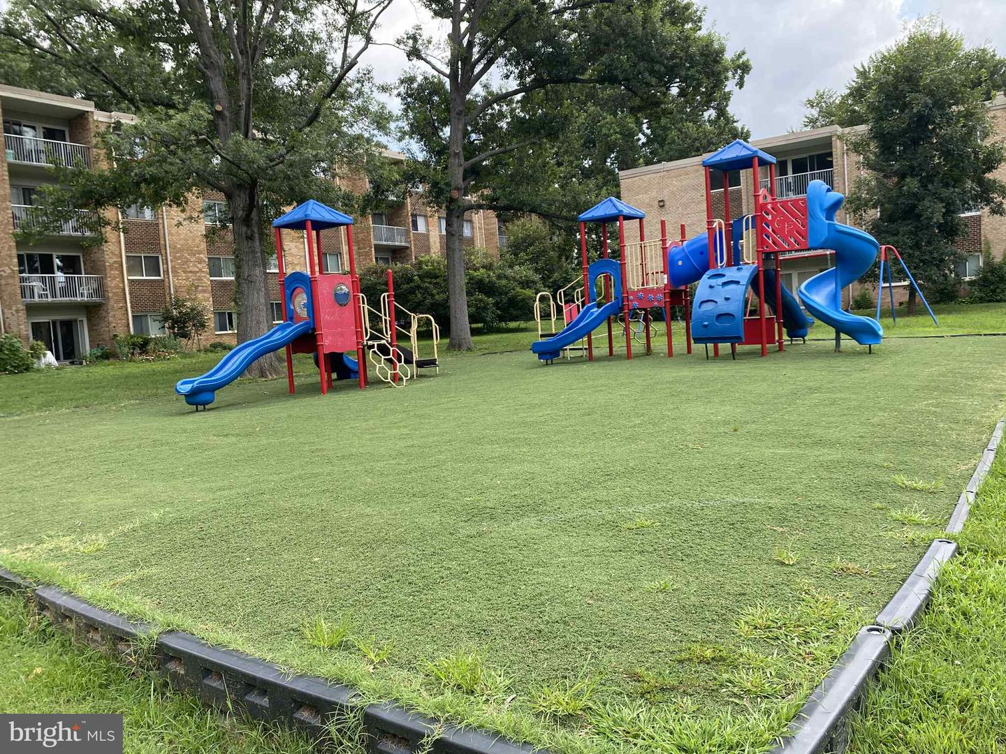 2900 KINGS CHAPEL RD #1, FALLS CHURCH, Virginia 22042, 3 Bedrooms Bedrooms, ,2 BathroomsBathrooms,Residential,For sale,2900 KINGS CHAPEL RD #1,VAFX2253266 MLS # VAFX2253266