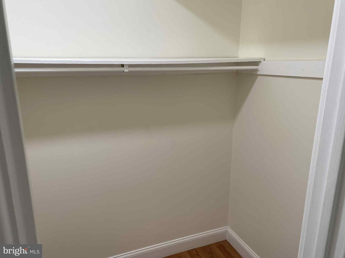 2900 KINGS CHAPEL RD #1, FALLS CHURCH, Virginia 22042, 3 Bedrooms Bedrooms, ,2 BathroomsBathrooms,Residential,For sale,2900 KINGS CHAPEL RD #1,VAFX2253266 MLS # VAFX2253266