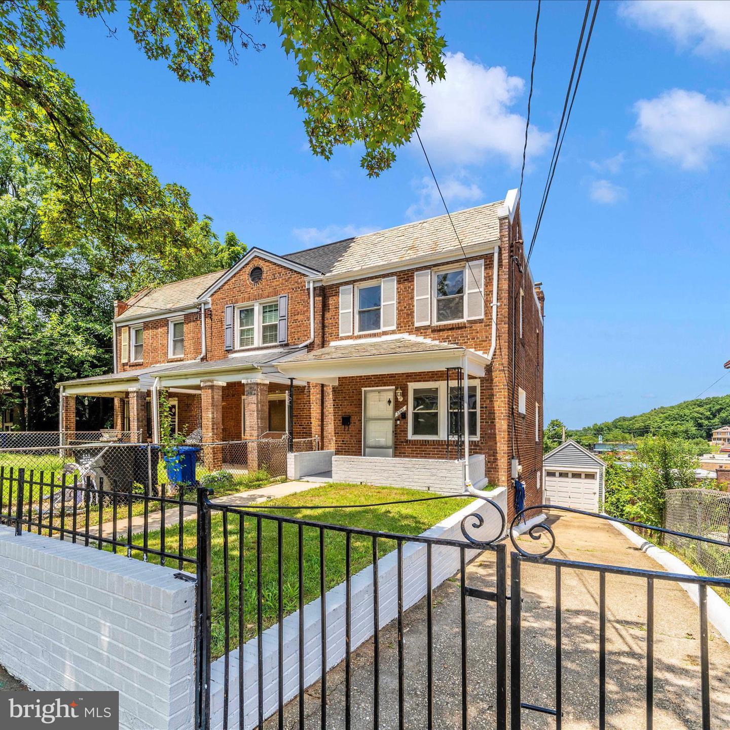 3960 BLAINE ST NE, WASHINGTON, District Of Columbia 20019, 3 Bedrooms Bedrooms, ,1 BathroomBathrooms,Residential,For sale,3960 BLAINE ST NE,DCDC2209616 MLS # DCDC2209616 3960 BLAINE ST NE, WASHINGTON, District Of Columbia 20019, 3 Bedrooms Bedrooms, ,1 BathroomBathrooms,Residential,For sale,3960 BLAINE ST NE,DCDC2209616 MLS # DCDC2209616