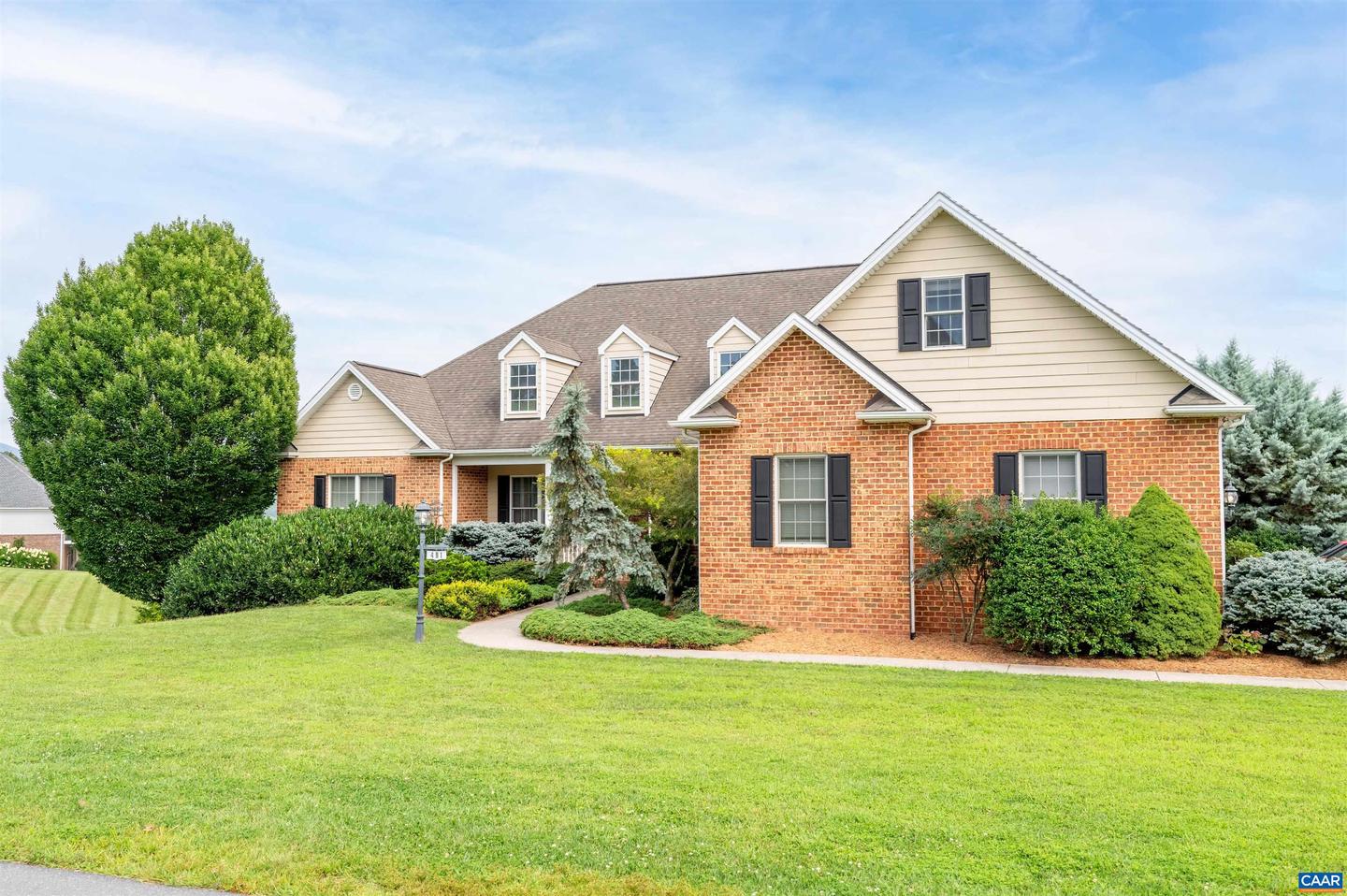 491 CLAREMONT AVE, ROCKINGHAM, Virginia 22801, 5 Bedrooms Bedrooms, ,3 BathroomsBathrooms,Residential,For sale,491 CLAREMONT AVE,668019 MLS # 668019