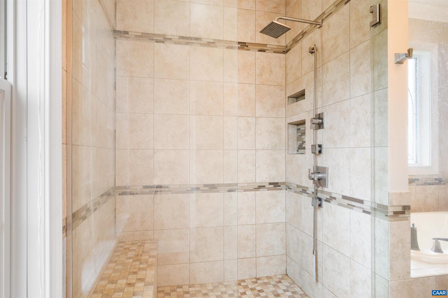 491 CLAREMONT AVE, ROCKINGHAM, Virginia 22801, 5 Bedrooms Bedrooms, ,3 BathroomsBathrooms,Residential,For sale,491 CLAREMONT AVE,668019 MLS # 668019