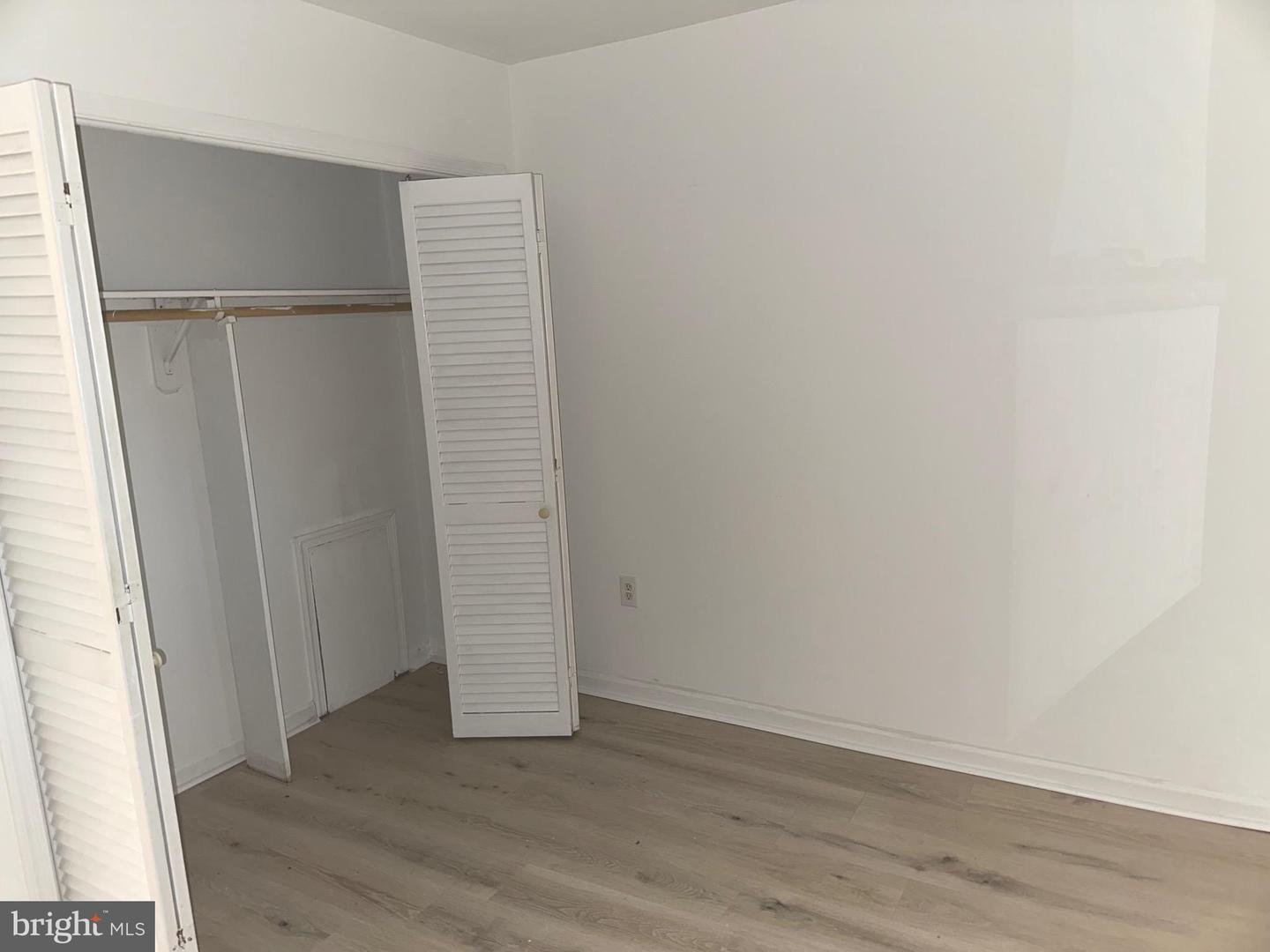 14812 SMETHWICK PL, CENTREVILLE, Virginia 20120, 3 Bedrooms Bedrooms, ,2 BathroomsBathrooms,Residential,For sale,14812 SMETHWICK PL,VAFX2263310 MLS # VAFX2263310