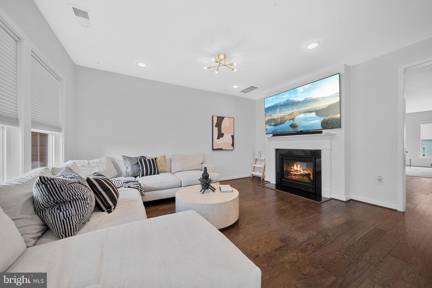 10719 VIOGNIER TER, FAIRFAX, Virginia 22032, 3 Bedrooms Bedrooms, ,2 BathroomsBathrooms,Residential,For sale,10719 VIOGNIER TER,VAFX2273014 MLS # VAFX2273014 10719 VIOGNIER TER, FAIRFAX, Virginia 22032, 3 Bedrooms Bedrooms, ,2 BathroomsBathrooms,Residential,For sale,10719 VIOGNIER TER,VAFX2273014 MLS # VAFX2273014